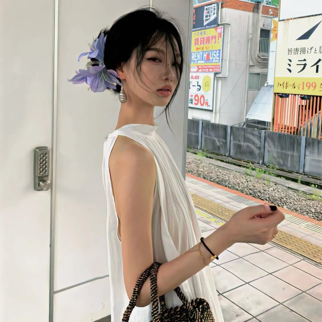 钢铁花 热播封面