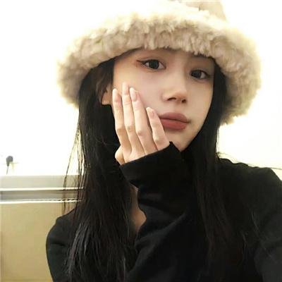 被诅咒的圣徒 热播封面